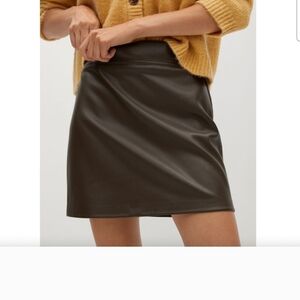 Mango Faux Leather Olive Green Mini Skirt Siz3 XL